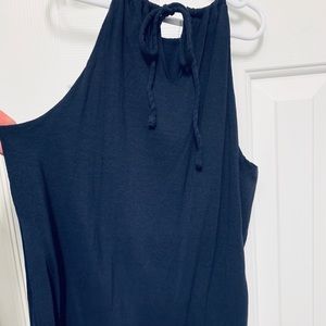 Navy sleeveless flowing